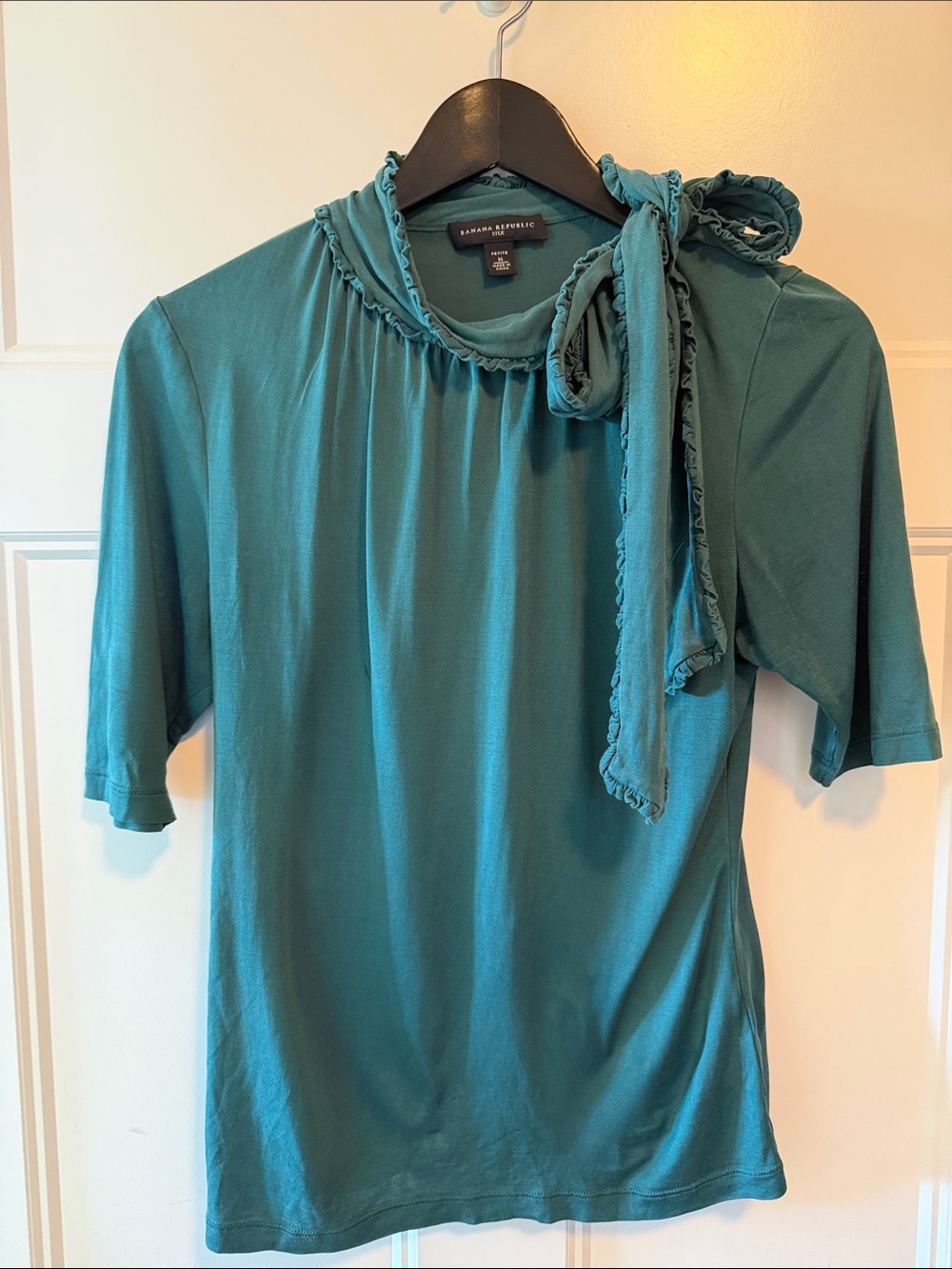 Banana Republic Silk Teal Tie-Neck Women’s Top